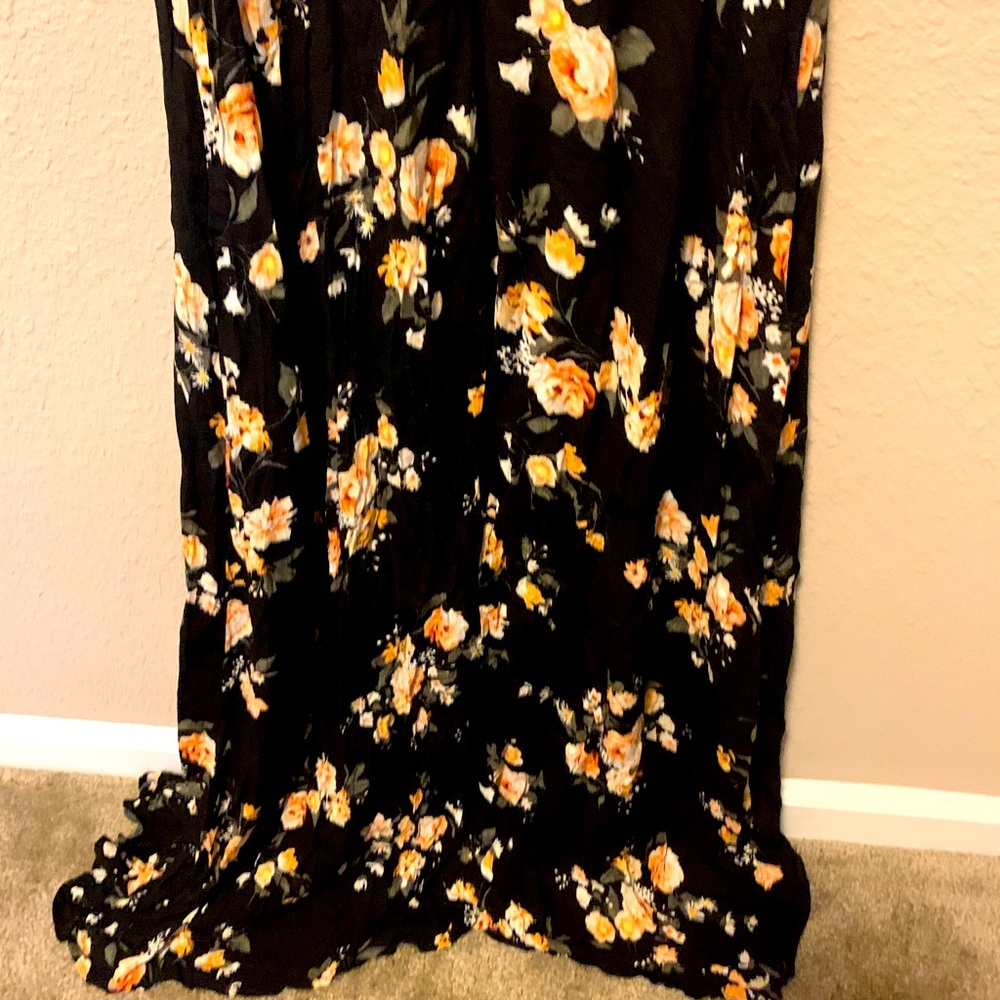 Dress - Picture 4 of 4